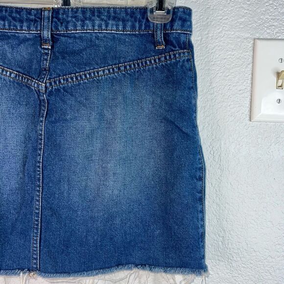 BDG Button Front Mini Medium Wash Blue Denim Skirt Women's Size S - Picture 6 of 11
